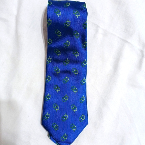 Pink 100% silk tie - Picture 1 of 6